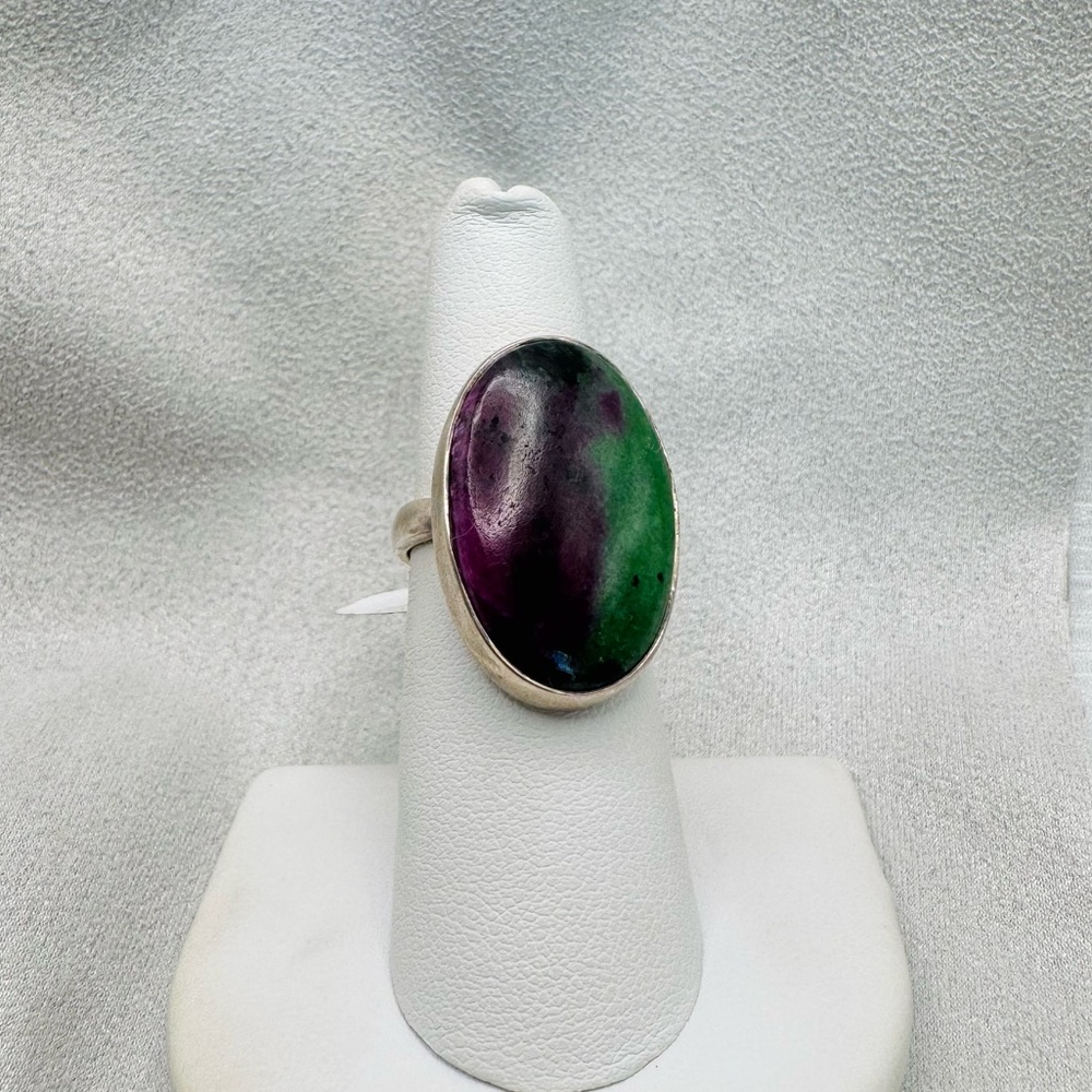 Oval Ruby Zoisite Ring - image 1
